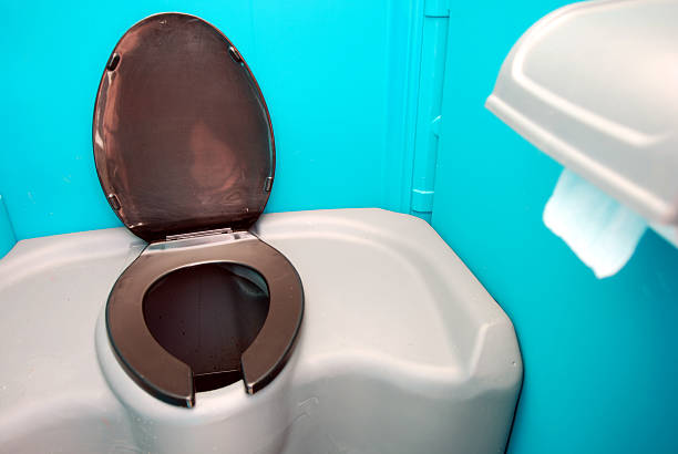 Best Portable toilet rental cost  in Webb City, MO